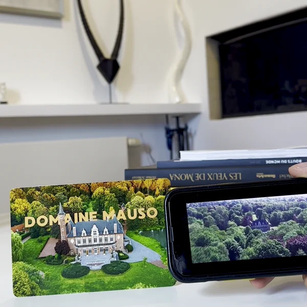 Présentation d’activité lors d’un salon : démonstration de la carte Revila et de sa vidéo
